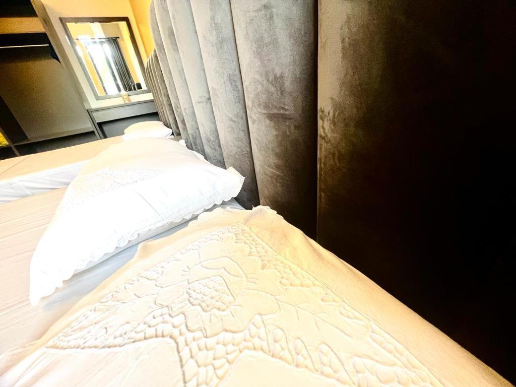 Kristian Apartments Берат Екстериор снимка
